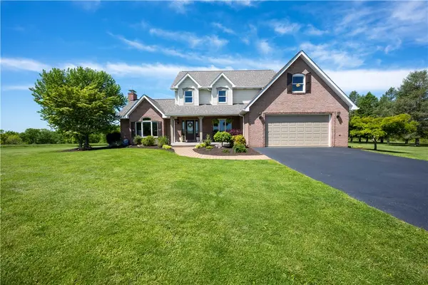 2804 Harvest Lane, Irwin, PA 15642