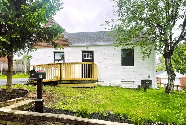 2616 Kenview Dr, New Kensington, PA 15068