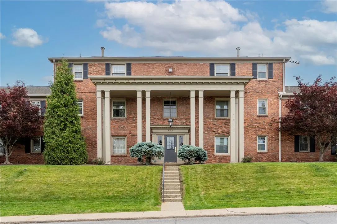 692 Robinwood Dr #C, Pittsburgh, PA 15216 - #1