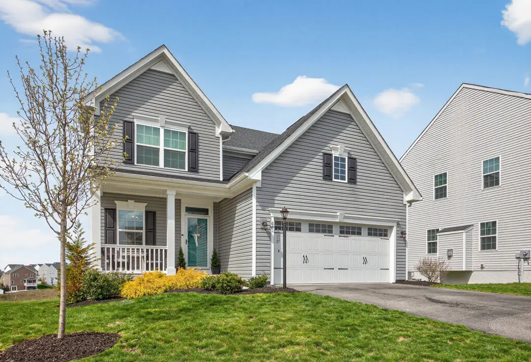 621 Burberry Blvd, Zelienople, PA 16063 - #1