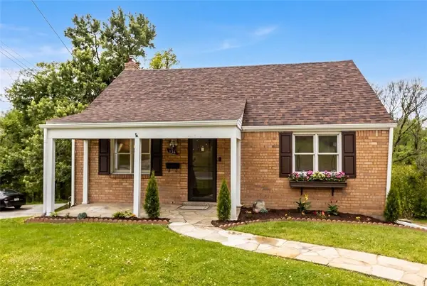 136 Harvard Dr, Pittsburgh, PA 15235