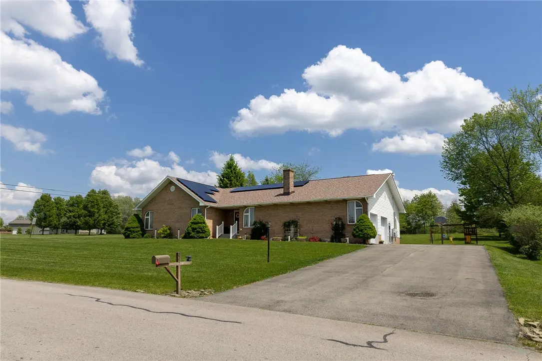 231 Arrowhead Dr, Slippery Rock, PA 16057 - #1