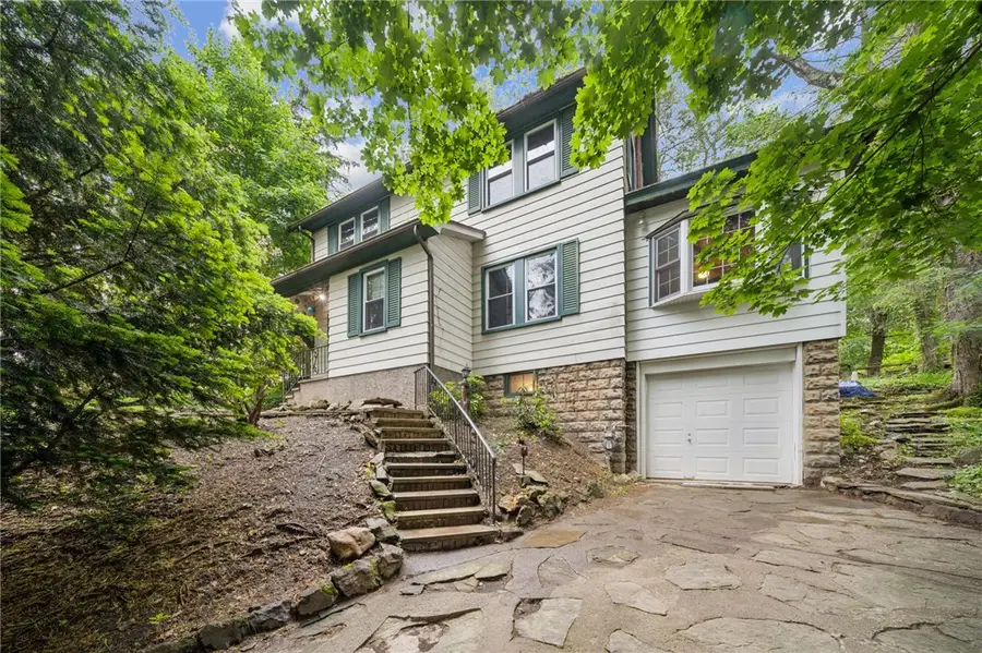 339 Good St, Jeannette, PA 15644 - #2