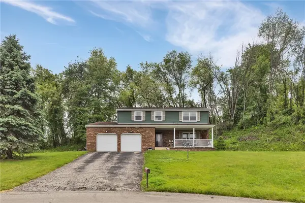 4237 Stratford Dr, Irwin, PA 15642