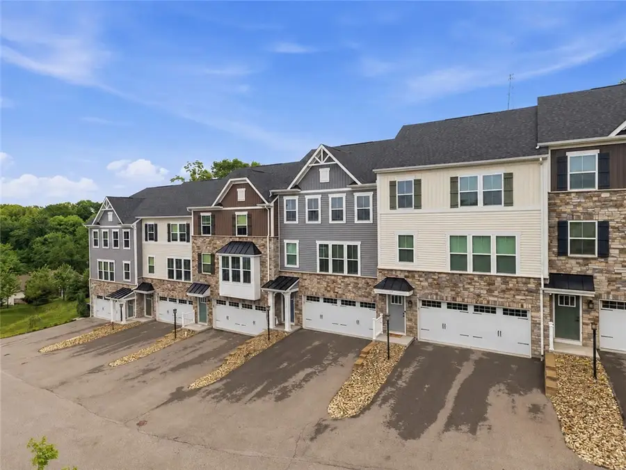 117 Moyer Hill Dr, Cranberry, PA 16066 - #2