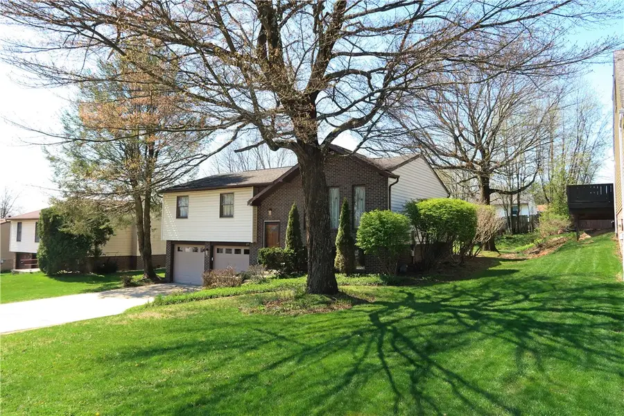 114 Fairview Dr, Irwin, PA 15642 - #2