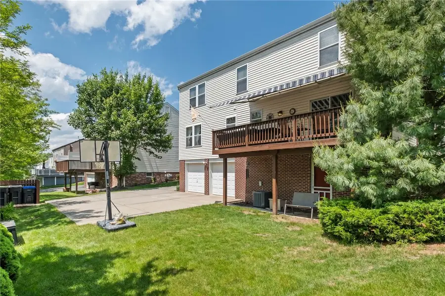 9242 Marshall Rd, Cranberry, PA 16066 - #2