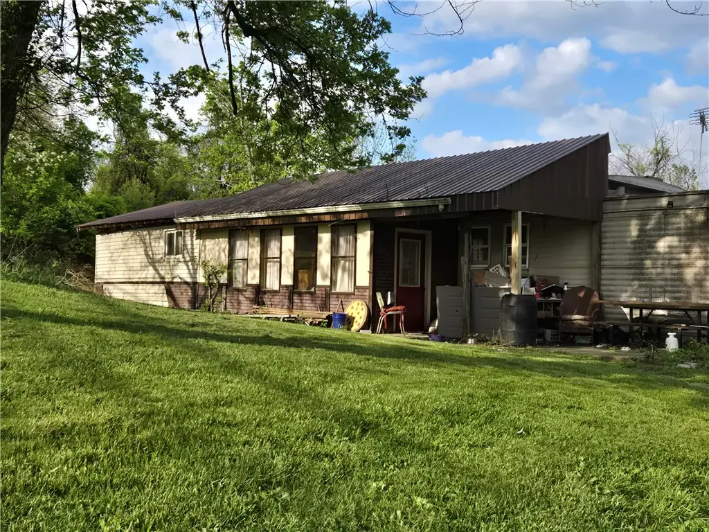 10 Courson Hill Rd, Washington, PA 15301 - #1