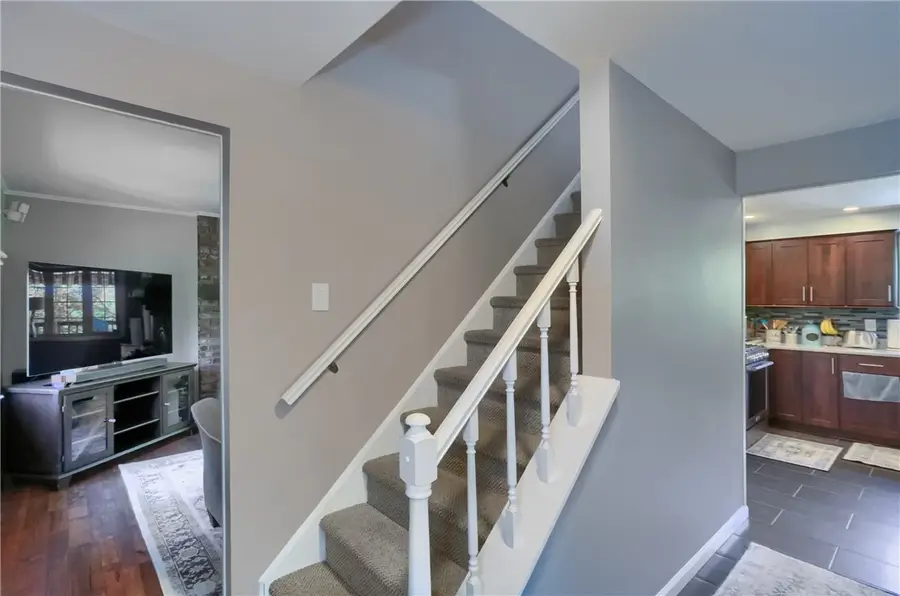 1737 Beaver Grade Rd., Coraopolis, PA 15108 - #3