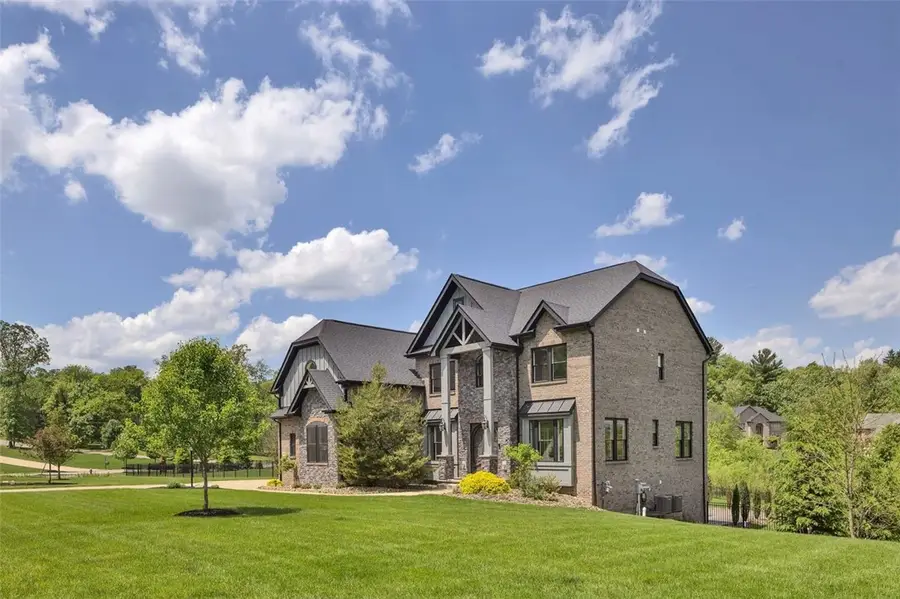 301 Serendipity Ln, Cranberry, PA 16066 - #2