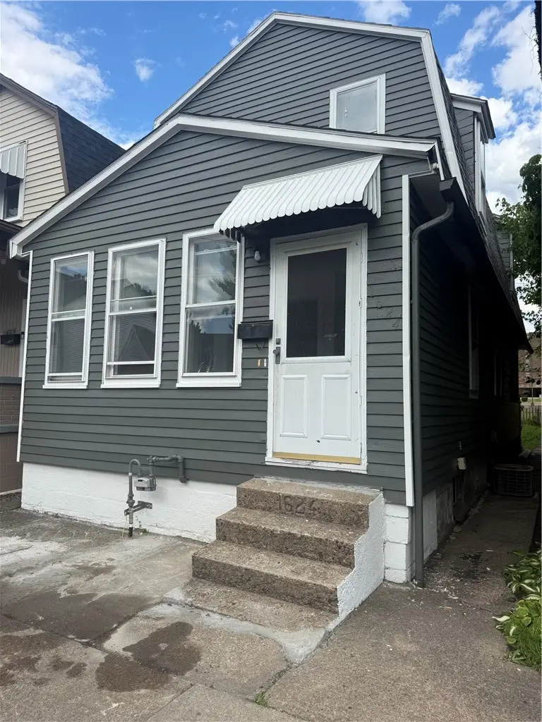 1624 4th Ave, New Kensington, PA 15068 - #1