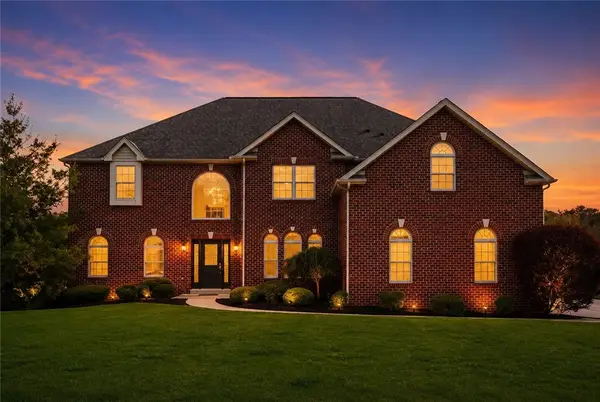 306 Hedgerow Dr, Venetia, PA 15367