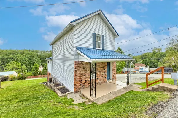 8002 Hayward Street, Wendel, PA 15691