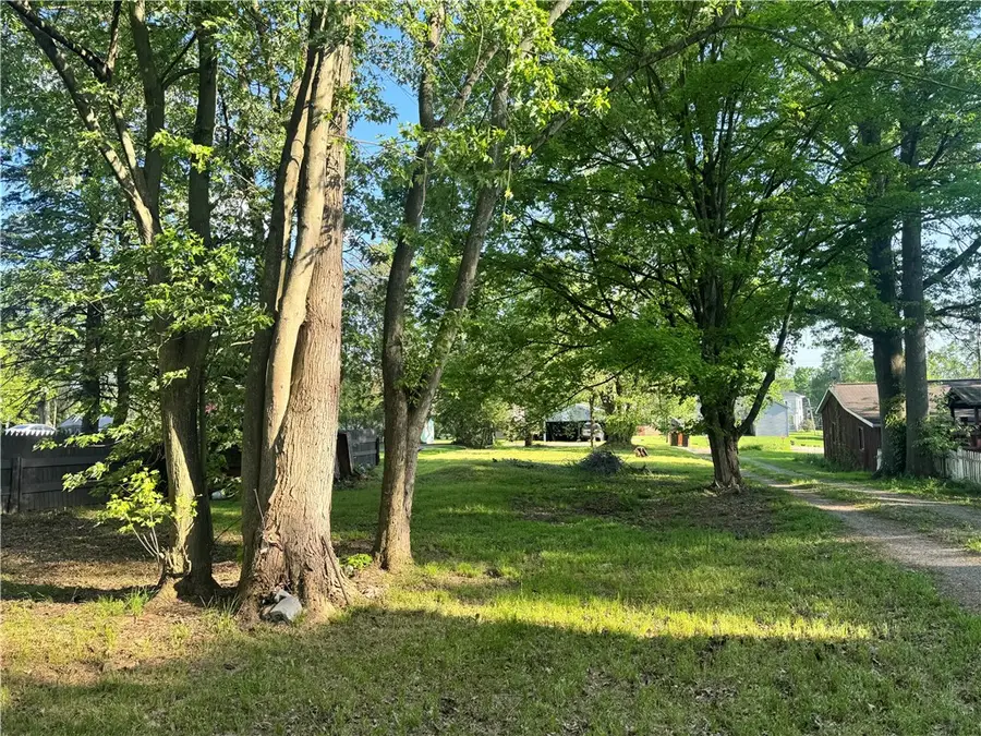 131 W Market St, Mercer, PA 16137 - #3