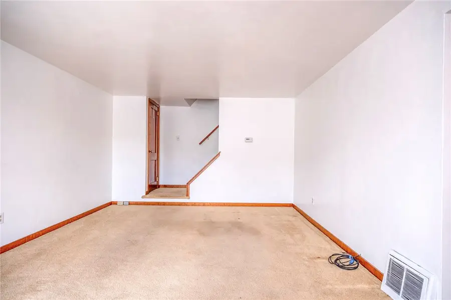 4350 Homestead Duquesne Rd, Homestead, PA 15120 - #3