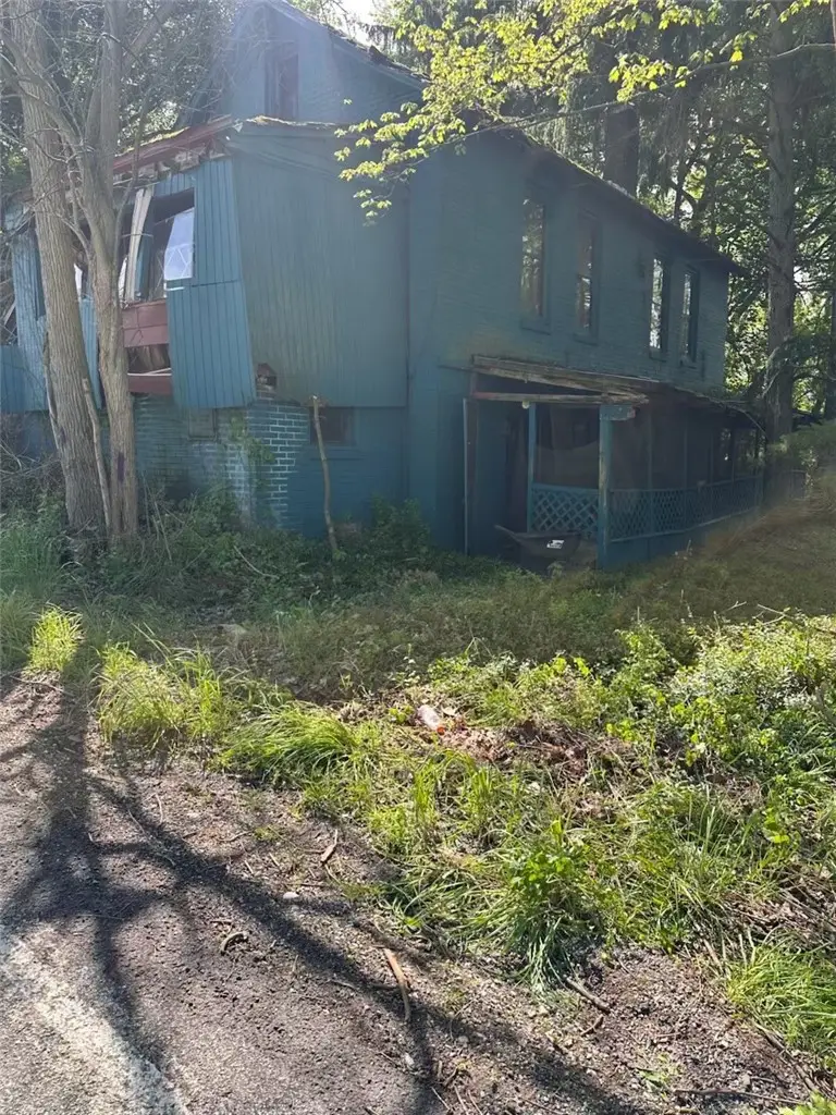 853 Bovard Luxor Rd, Greensburg, PA 15601 - #2