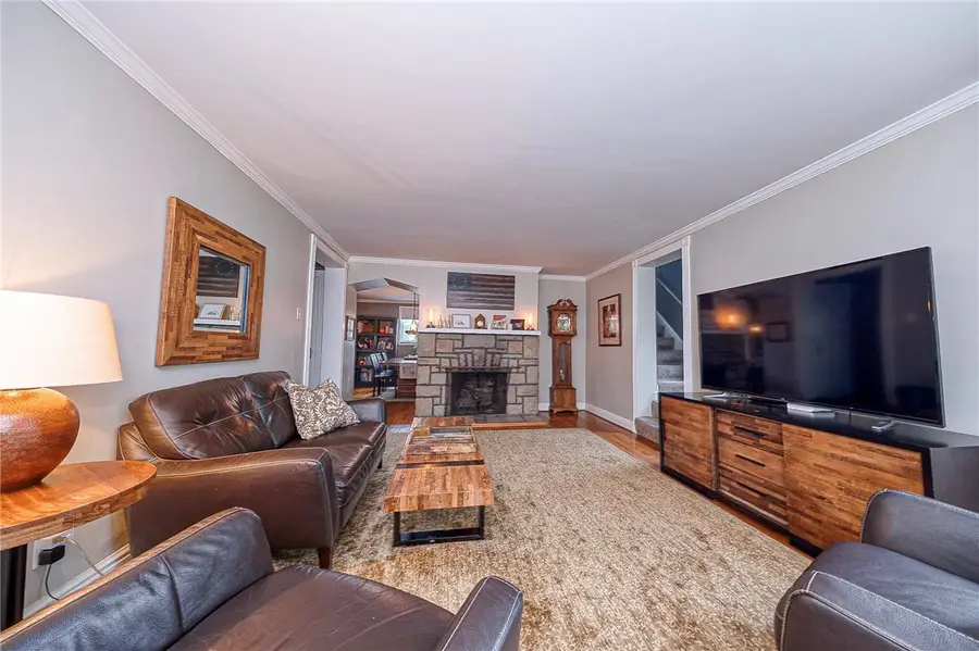 1007 Jefferson Heights Rd, Penn Hills, PA 15235 - #2
