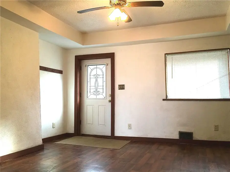 963 Manton Way, Pittsburgh, PA 15210 - #2