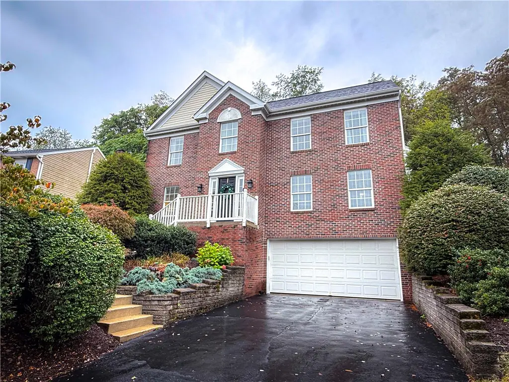 113 Pine Creek Dr, Venetia, PA 15367 - #1