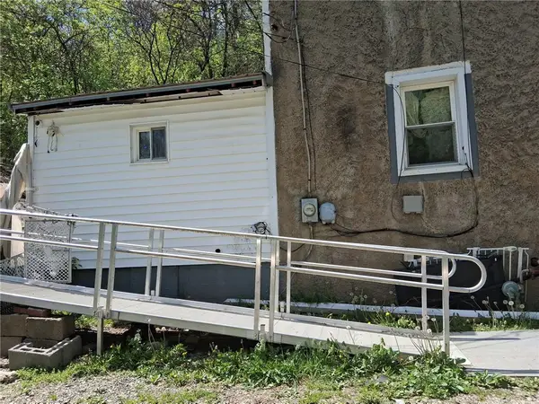 43 Besco St, Clarksville, PA 15322