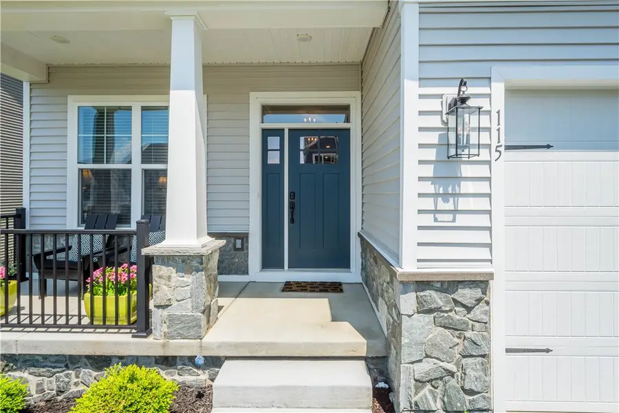 115 Maggie Dr, Eighty Four, PA 15330 - #2