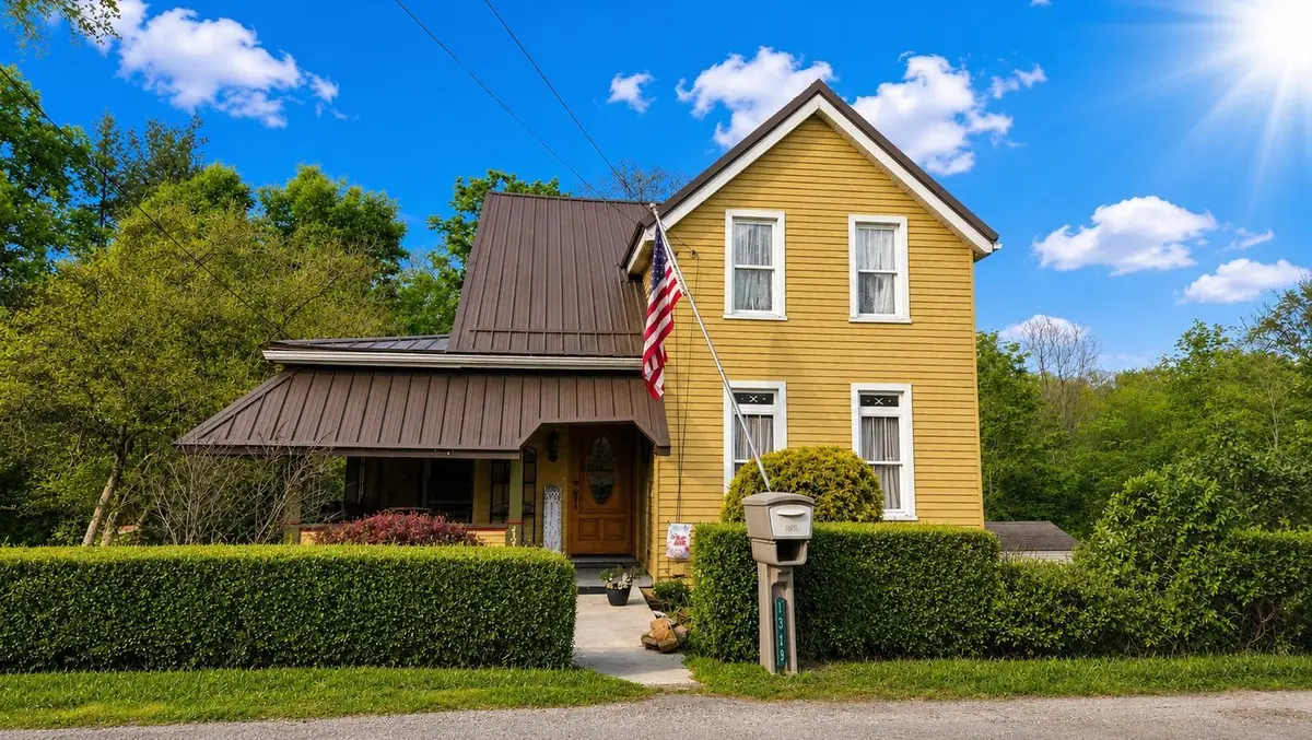 1329 Hancock Avenue, Vandergrift, PA 15690 - #1