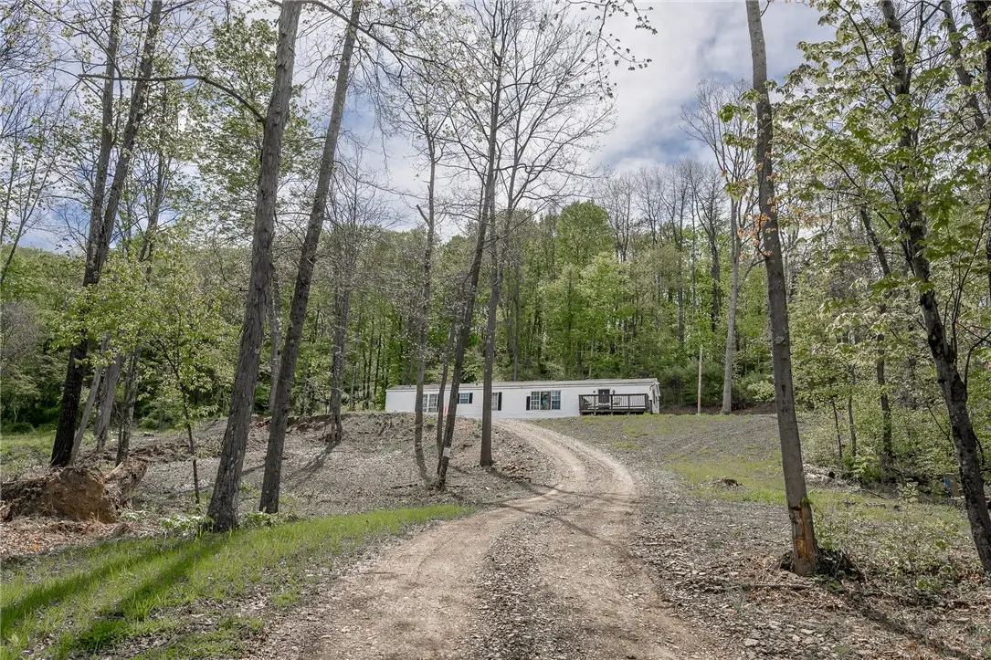780 N Ridge Rd, Shelocta, PA 15774 - #1