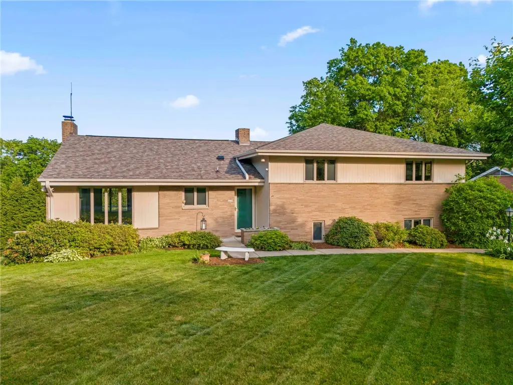 2635 Fairgreen Drive, Pittsburgh, PA 15241 - #1