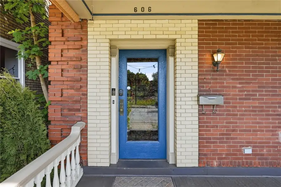 606 Center St, Pittsburgh, PA 15221 - #3