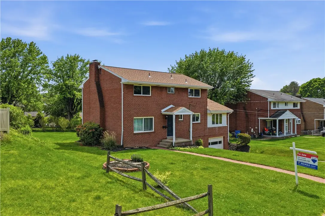 203 Clover Dr., Elizabeth, PA 15037 - #1