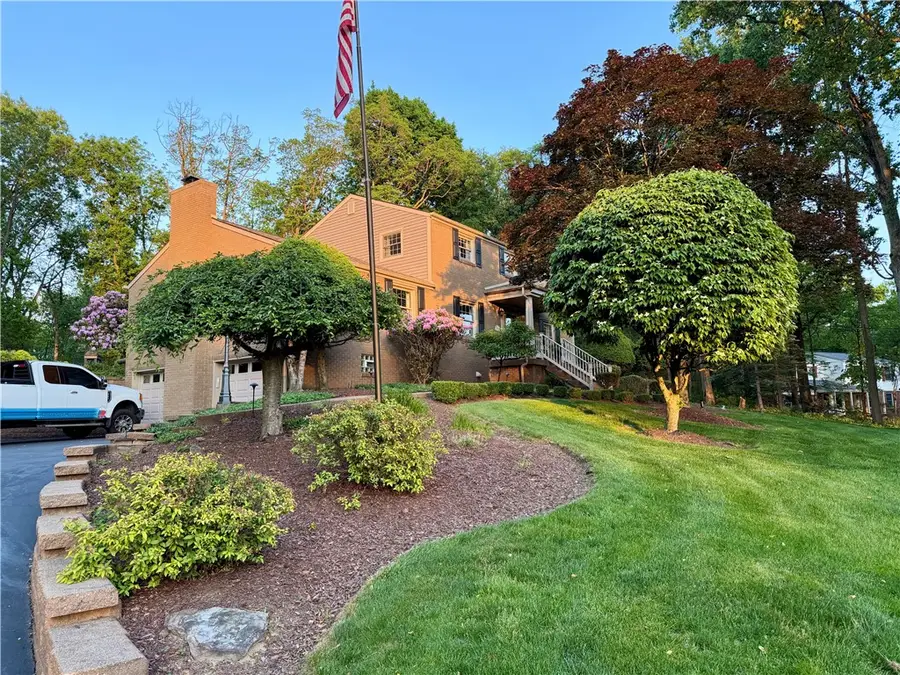 5036 Northlawn Cir, Murrysville, PA 15668 - #3