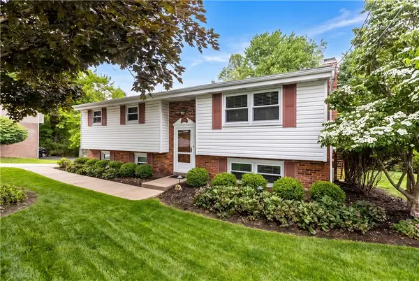 416 Peters Drive, Glenshaw, PA 15116
