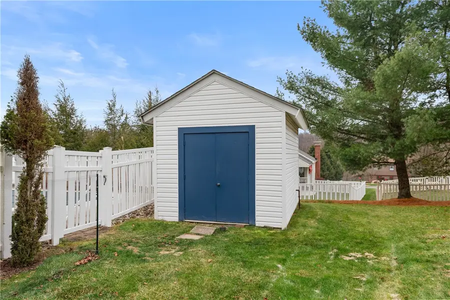14 Autumnwood Court, Pittsburgh, PA 15239 - #3
