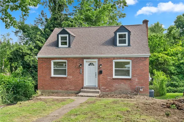 2843 Mckelvey Rd, Pittsburgh, PA 15221