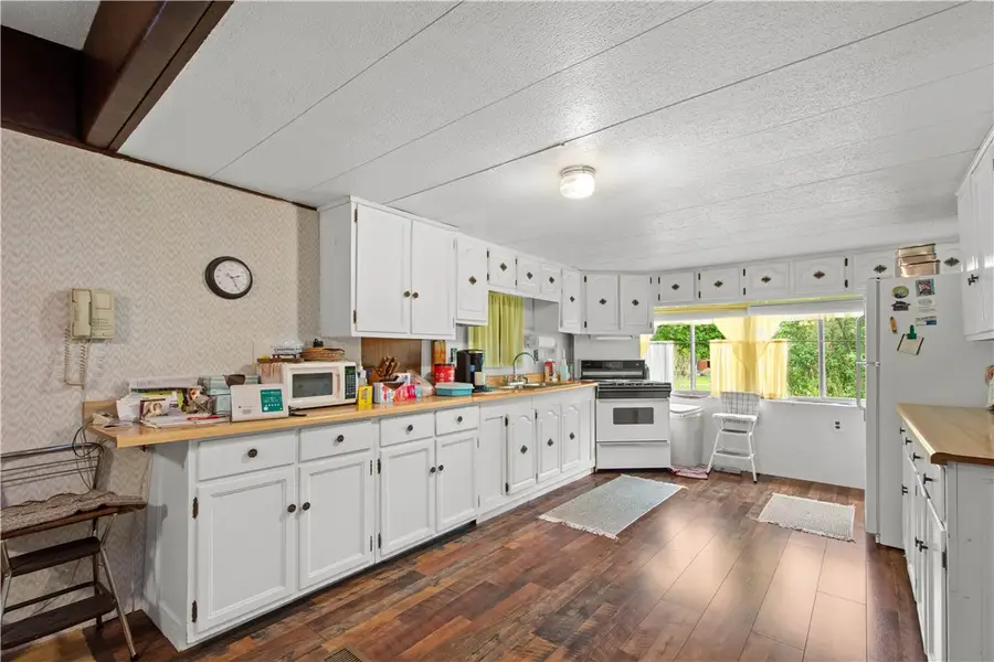 380 Upper Oliver 3, Uniontown, PA 15401 - #2