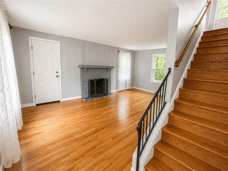 128 Sylvania Dr, Pittsburgh, PA 15236 - #3