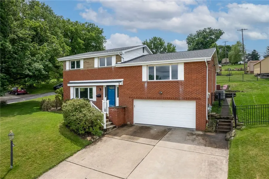 1905 Swallow Hill Rd, Pittsburgh, PA 15220 - #2