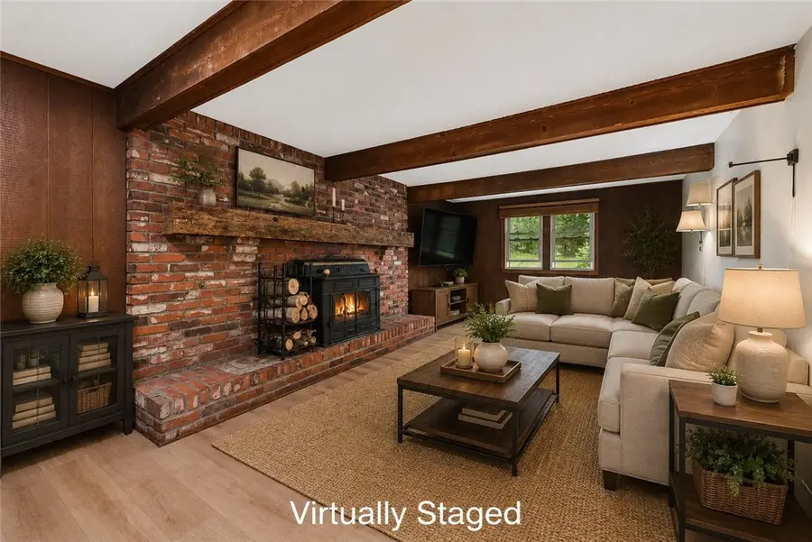 22 Buzzardtown Rd, Irwin, PA 15642 - #2