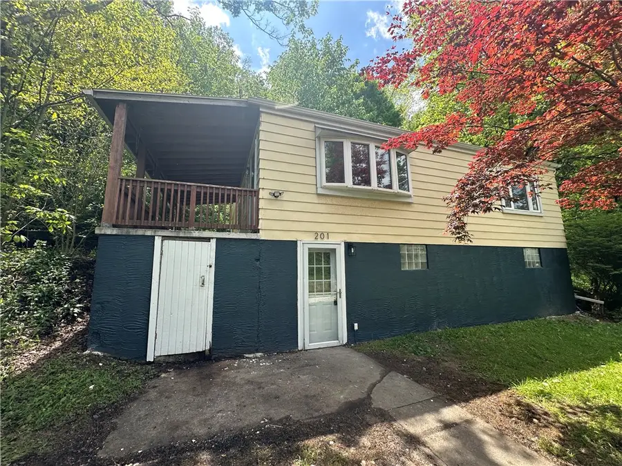 201 Clever Rd, Kennedy, PA 15136 - #2