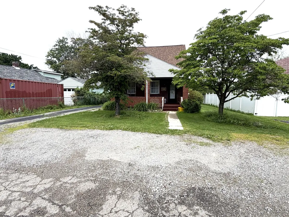 540 Birch Way, New Kensington, PA 15068 - #1