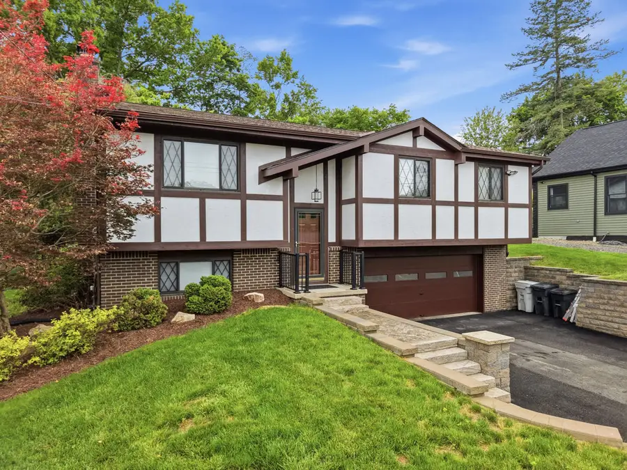 132 Orchard Avenue, Glenshaw, PA 15116 - #2