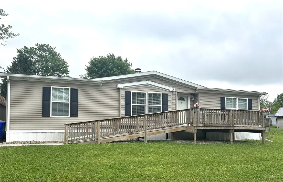 126 York Rd, Cranberry, PA 16066 - #1