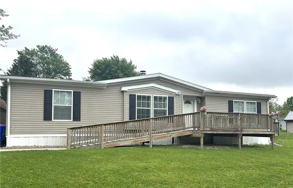 126 York Rd, Cranberry Twp, PA 16066