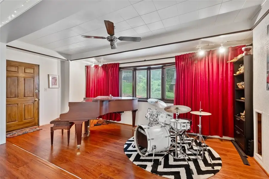 515 N Mathilda, Pittsburgh, PA 15224 - #3