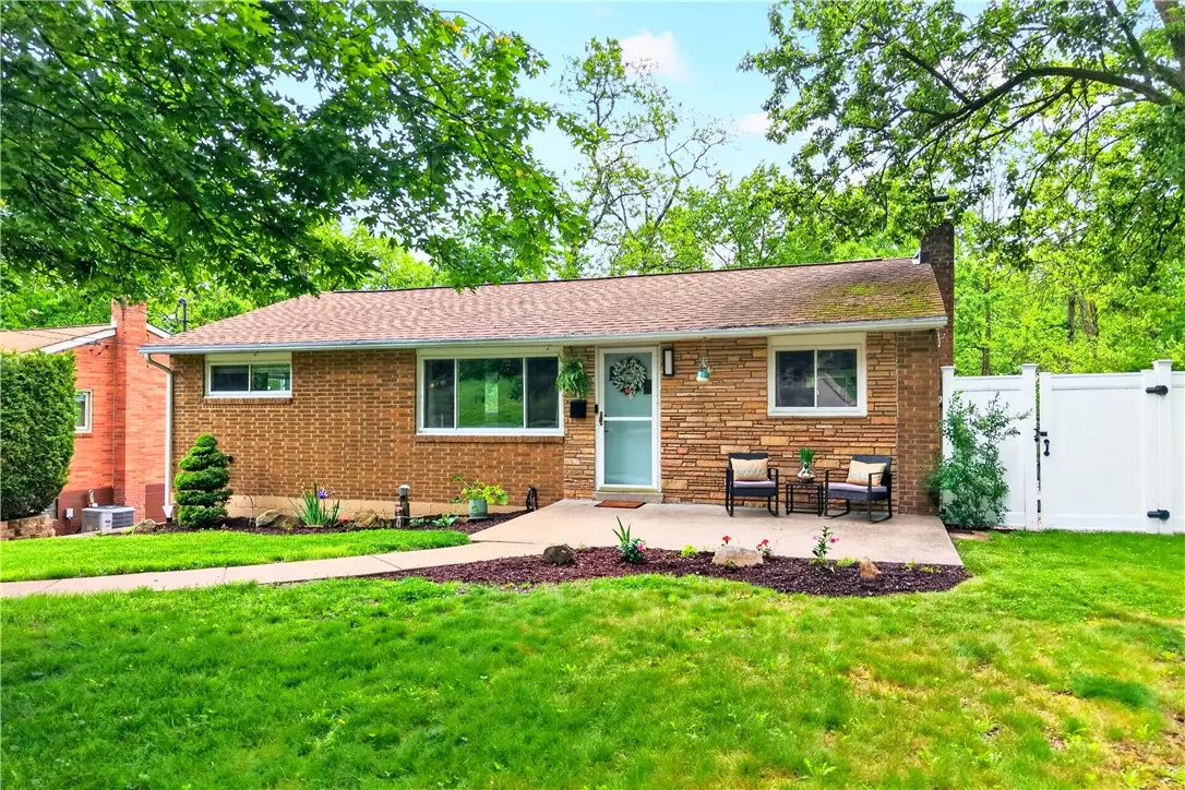 202 Winifred Dr, Pittsburgh, PA 15236 - #1