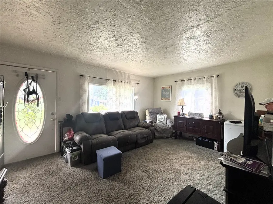 1922 Robinwood St., New Castle, PA 16101 - #3
