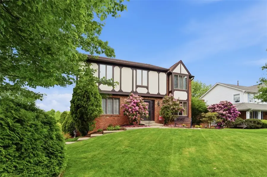 261 Finnin Road, New Kensington, PA 15068 - #2