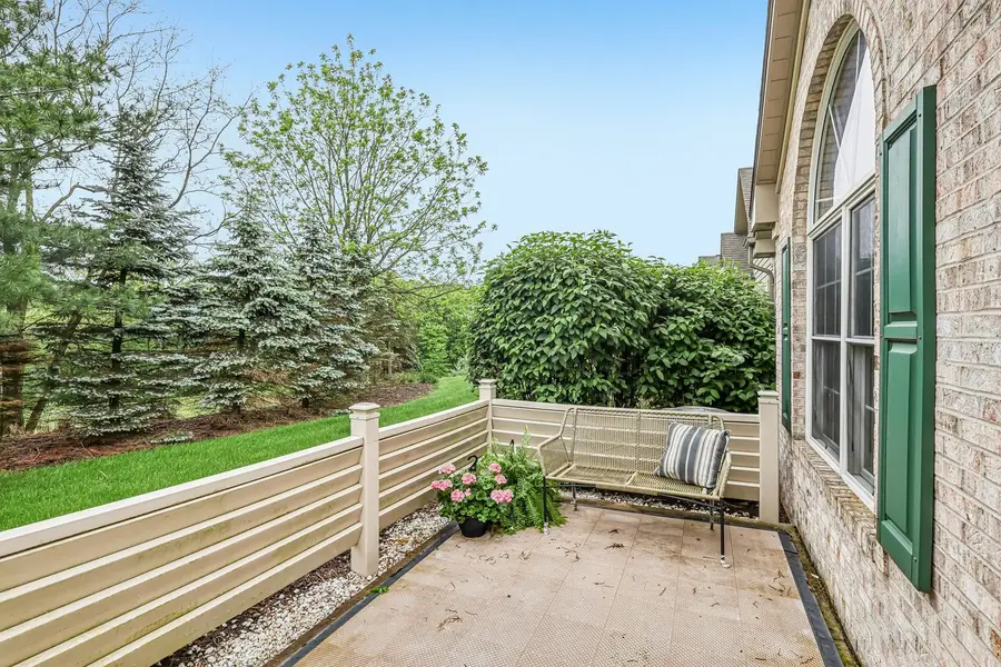 2014 Jamestown Court, Valencia, PA 16059 - #3