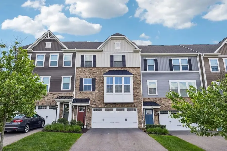 516 Florida Boulevard, Cranberry, PA 16066 - #2