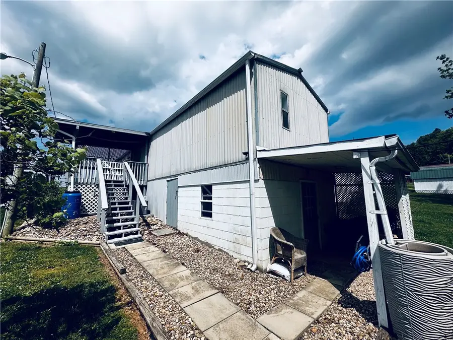 142 East Alley, Waynesburg, PA 15370 - #2
